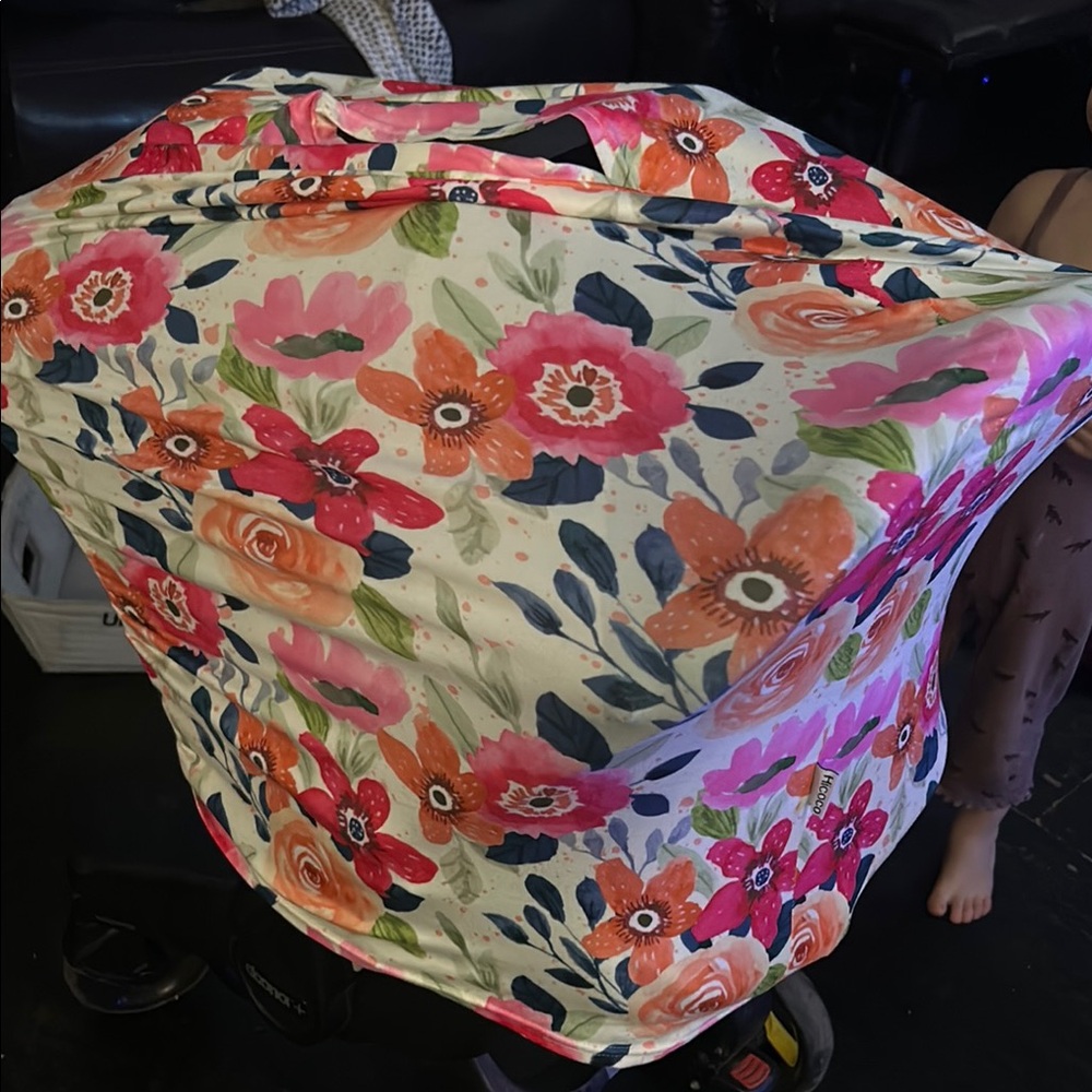 Floral breastfeeding cover wrap poncho car seat stroller